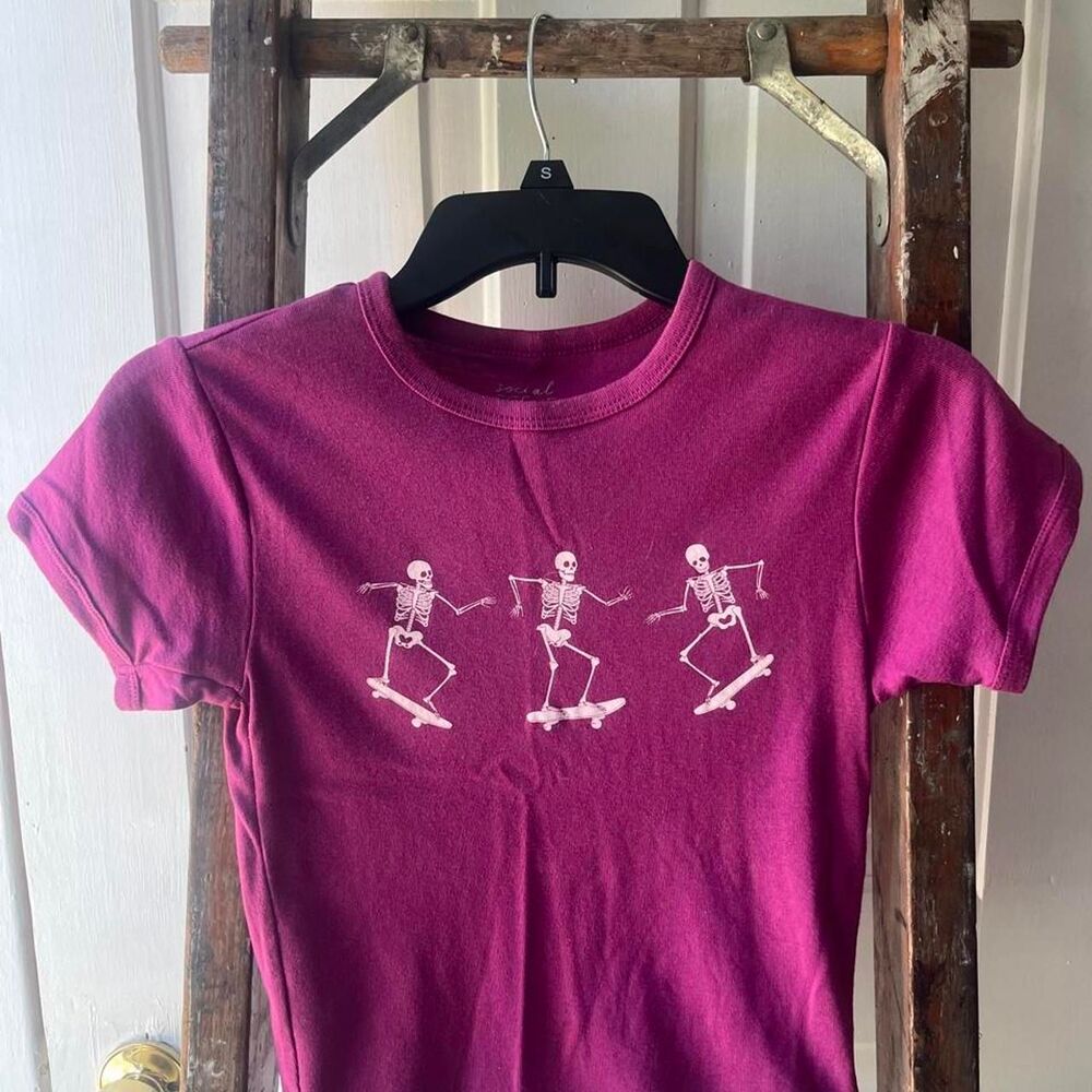 Social Scene Women's Pink Skeleton Baby T-shirt